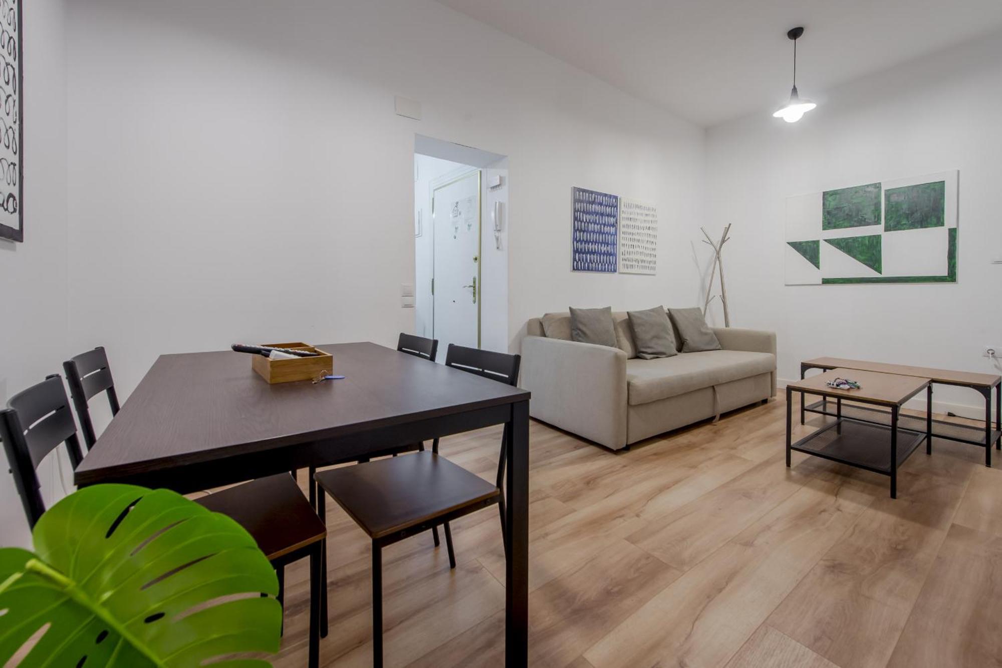C-Cabeza Cool Apt Para 7 Al Lado De Tirso De Molina E1 Madrid Eksteriør bilde